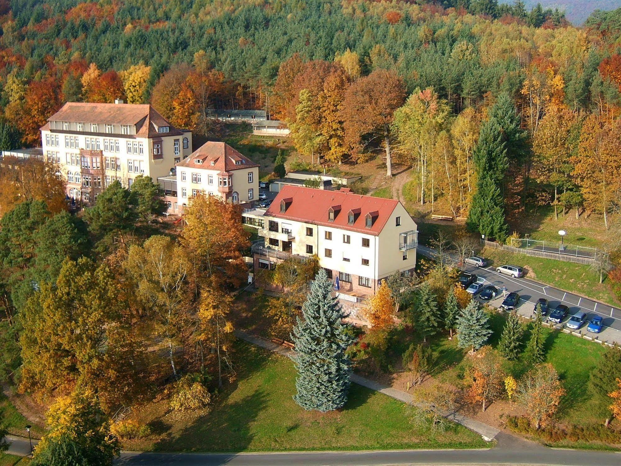 Achat Hotel Franziskushoehe Lohr Exterior photo